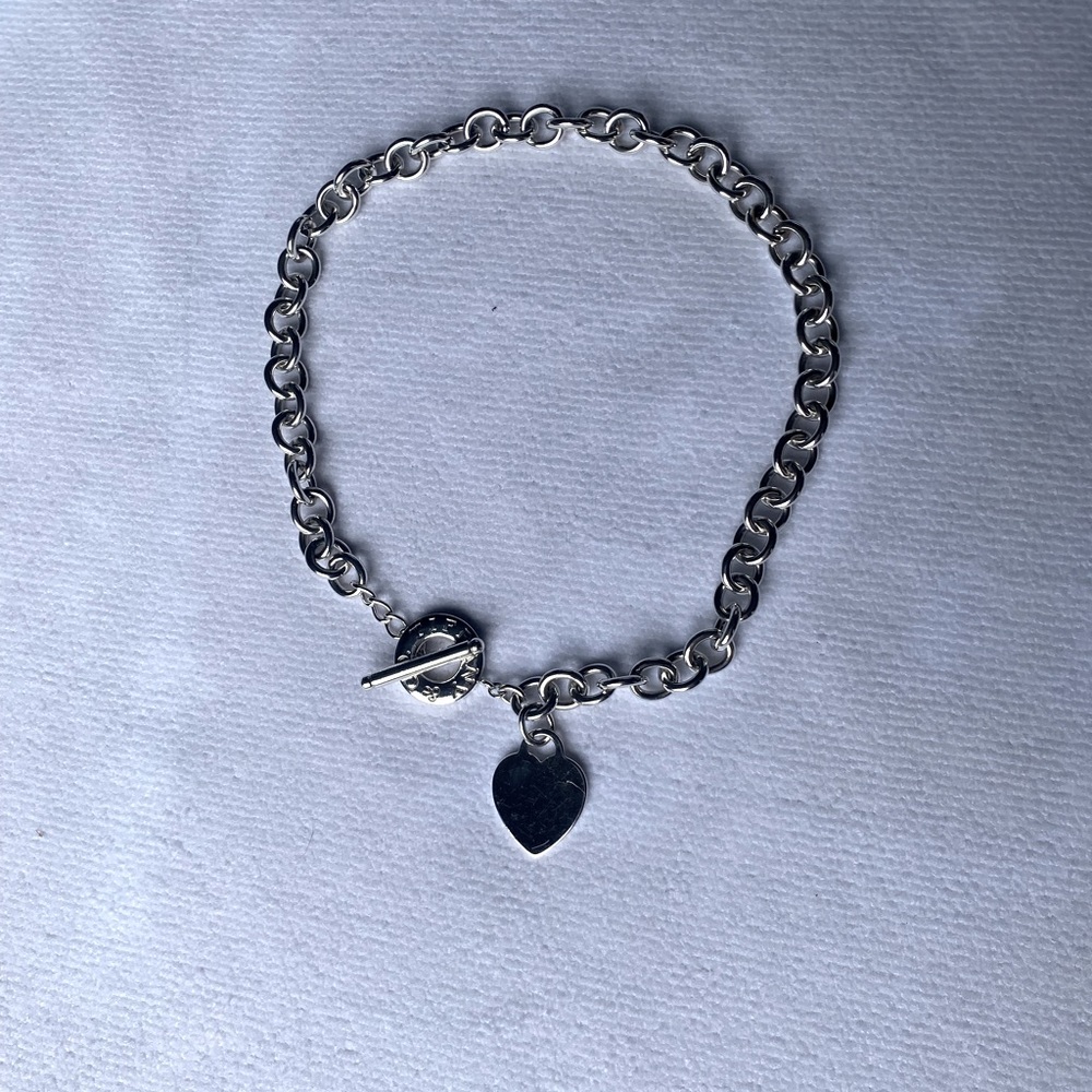 Tiffany’s heart toggle necklace
